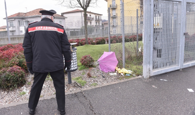 I rilievi dei carabinieri (foto Blitz)