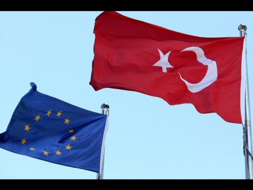Ankara, pronti a schierare truppe in Ucraina se necessario
