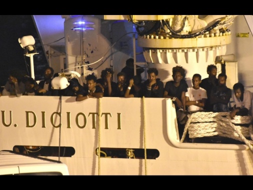 Cassazione, Governo dovrà risarcire migranti caso Diciotti