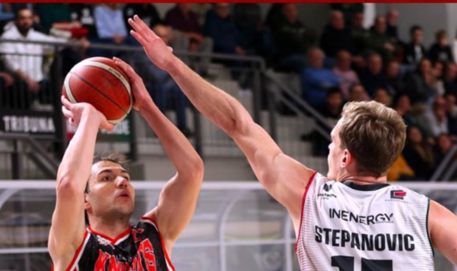 Legnano si arrende, Omegna vince