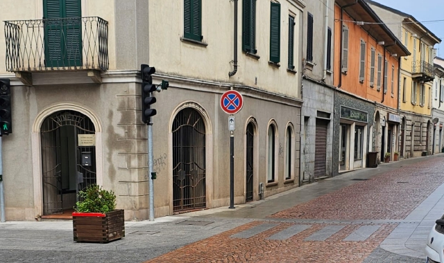 Uno dei varchi cittadini che hanno ripreso l’ingresso e l’uscita dell’auto utilizzata dai due rapinatori