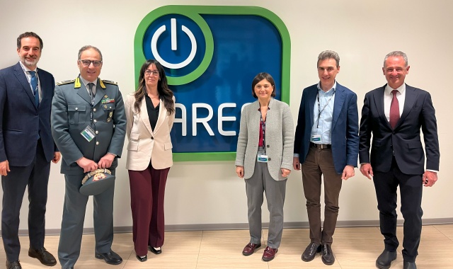 AREA ospita una delegazione di parlamentari e autorità della Guardia di Finanza 2