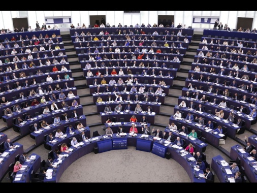 Eurocamera, si al sostegno al piano per il riarmo dell'Ue
