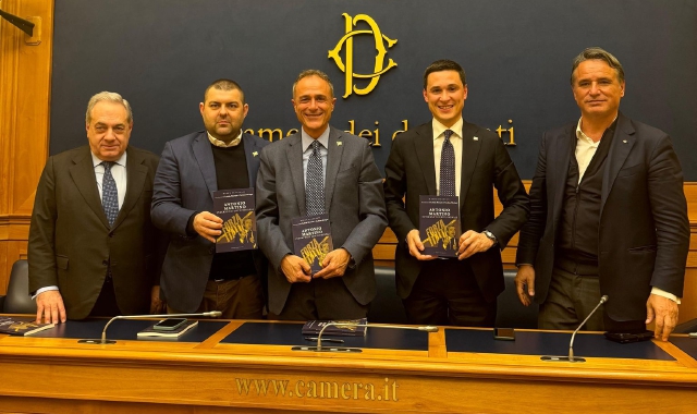 La presentazione alla Camera