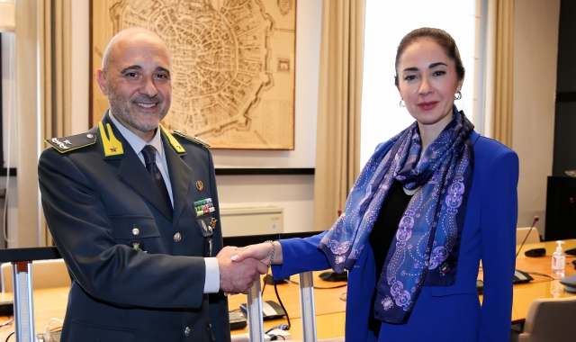 Il comandante provinciale della Guardia di finanza di Milano, Andrea Fiducia, con la rettrice Marina Brambilla