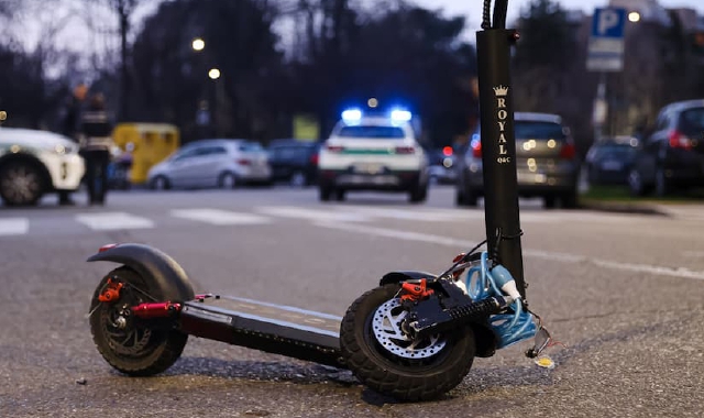 Incidente col monopattino, 15enne in gravi condizioni