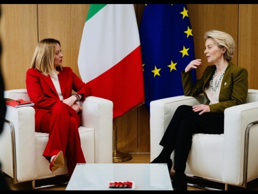 Meloni, 'su dazi prudenza, bene rinvio delle contromisure'