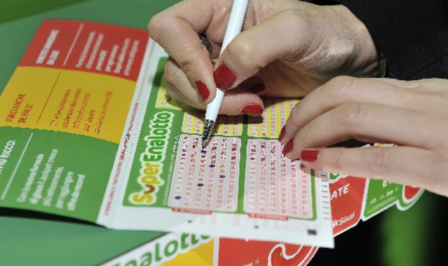 Superenalotto: vinti 88 milioni con 3 euro