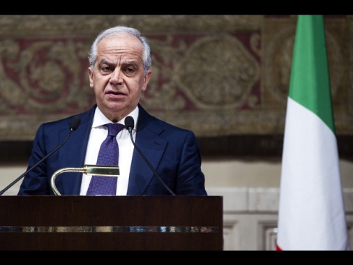 Piantedosi, 'il Cpr c'è già in Albania, lo attiveremo'