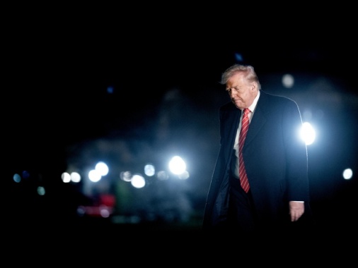 L'indice di fiducia dei consumatori Usa ai minimi dal 2021