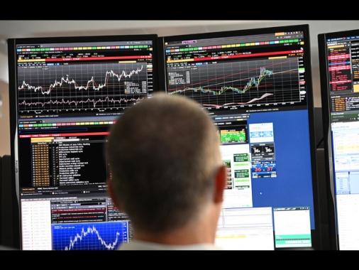Lo spread tra Btp e Bund chiude in lieve rialzo a 110 punti