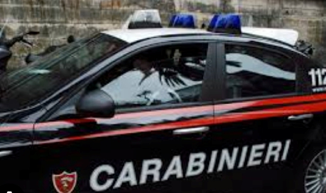 Carabinieri arrestano un falso collega