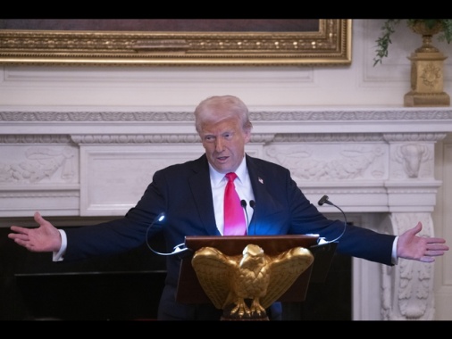 Trump, Groenlandia molto importante per la pace nel mondo