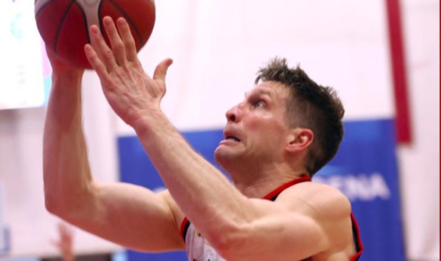 Nik Raivio