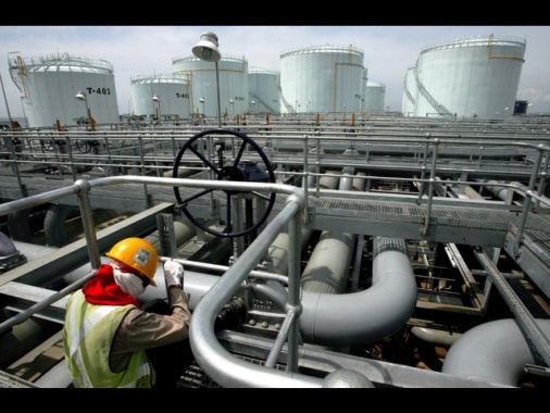 Il petrolio in rialzo a New York a 69,75 dollari