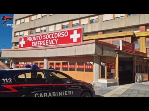Ventiduenne accoltellata e uccisa in strada a Messina