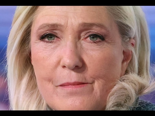 Le Pen attacca, 'il sistema ha usato la bomba nucleare'