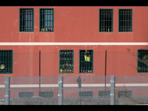 Si lavora a carceri modulari, sopralluoghi in istituti