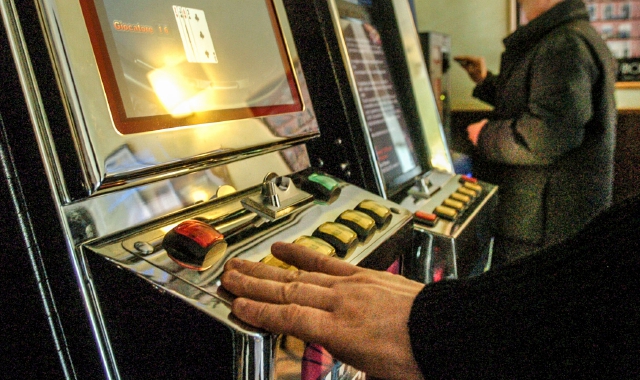 È stato disposto il fermo di sei dispositivi (foto Archivio)