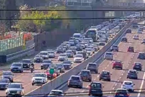 Incidente sulla A8. Quattro chilometri di code