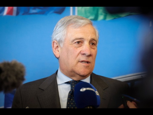 Tajani, 'negoziare con gli Usa, l'Italia sostiene l'Ue'