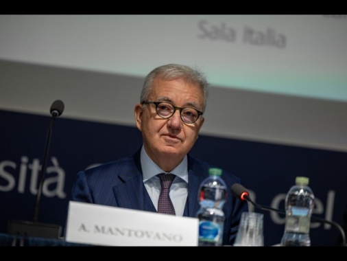 Mantovano,su migranti giudici contro sovranità popolare