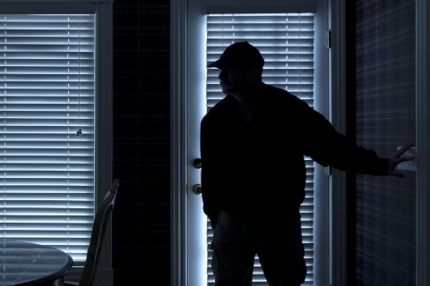 Derubati mentre dormono: «Ci hanno narcotizzati»