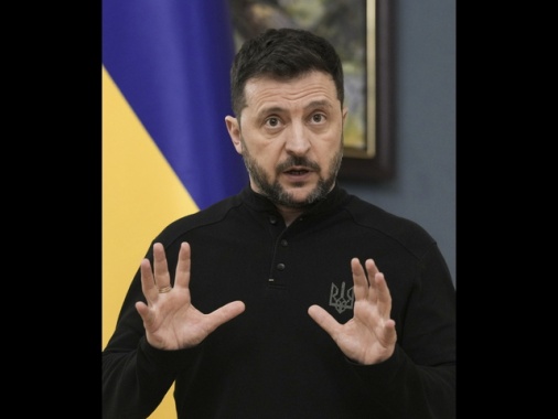Zelensky, catturati 2 cinesi che combattevano con i russi