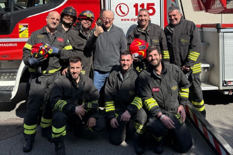 «Ci hanno fatto uscire, poi ha preso fuoco tutto»