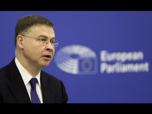 Terzo pagamento Ue a Kiev con prestito G7, un miliardo