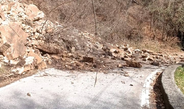 La frana che aveva interrotto la viabilità sulla strada provinciale 23