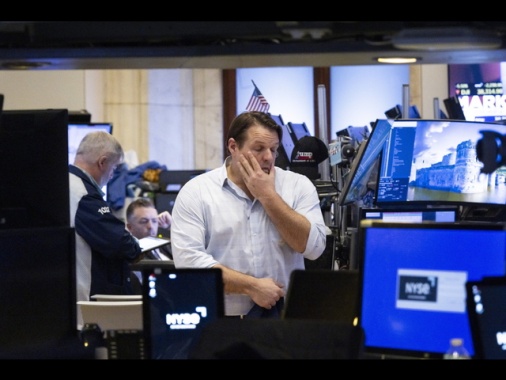 Wall Street apre in calo, Dj -1,69%, Nasdaq -2,66%