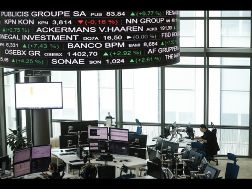 Borsa: l'Europa lima il rialzo con Wall Street, Milano +6%