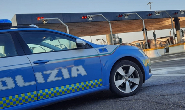 Finti carabinieri truffano anziane: presi dalla Stradale di Busto