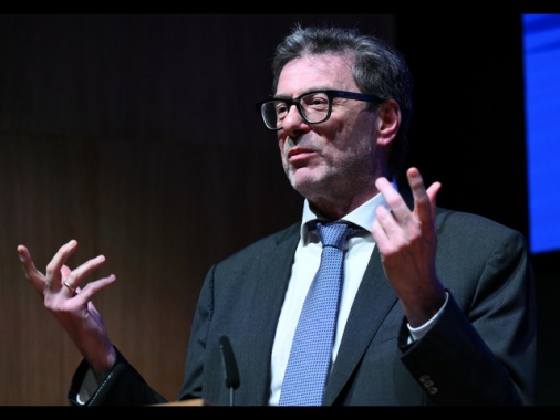 Dazi: Giorgetti, negoziato non semplice. Serve compromesso