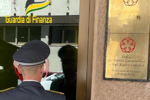 Usura e fatture false: due commercialisti e un imprenditore gallaratesi nei guai