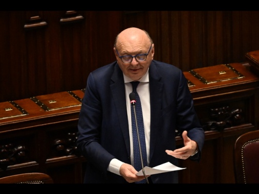 Il governo chiede la fiducia sul decreto bollette