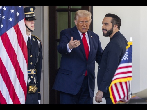 Trump, presto alcune proposte per fermare guerra in Ucraina