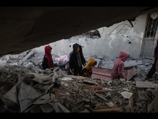 Gaza, 'almeno 25 morti in attacco israeliano su campo profughi'
