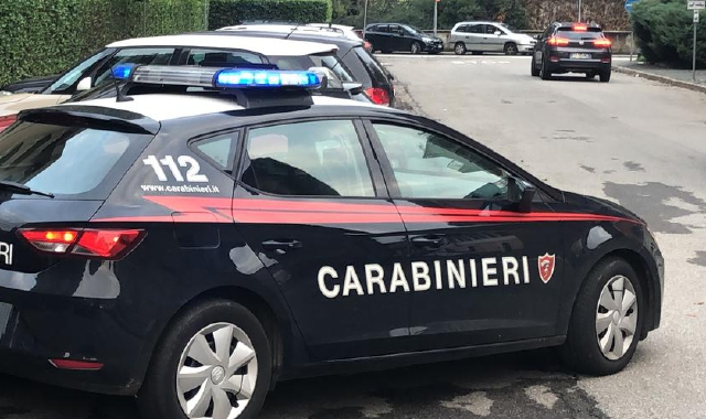 I carabinieri hanno convinto l’uomo a desistere (foto Archivio)