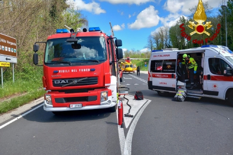 Scontro con autotreno, muore ottantenne