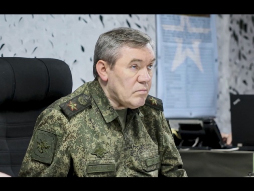 Capo forze russe Gerasimov ordina il cessate il fuoco