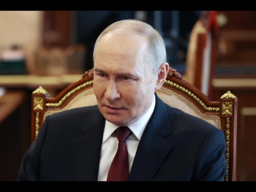 Putin, 'analizzeremo proposta di Kiev su obiettivi civili'