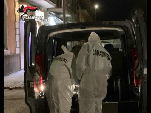 Diciassettenne ucciso in strada nel Siracusano, un fermo