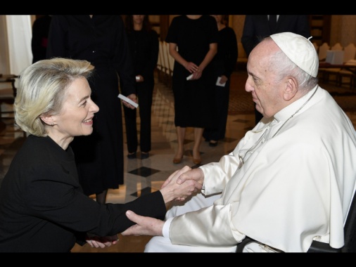 Von der Leyen parteciperà ai funerali di Papa Francesco