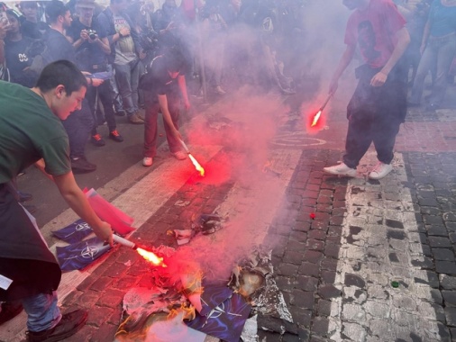 'Guerrafondai', tensione tra Anpi e studenti a Roma
