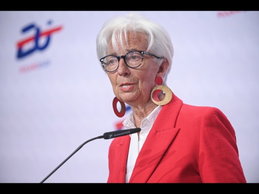Lagarde, 'i rischi al ribasso sulle crescita sono aumentati'
