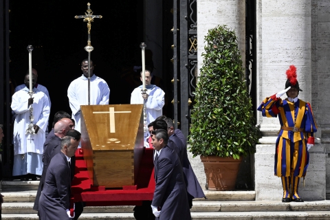 Varesini in prima fila al funerale di Papa Francesco