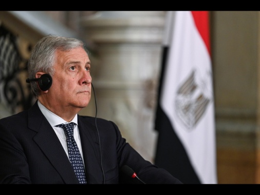 Tajani a Salvini, su Cpi opinione sua, Italia non deve uscire