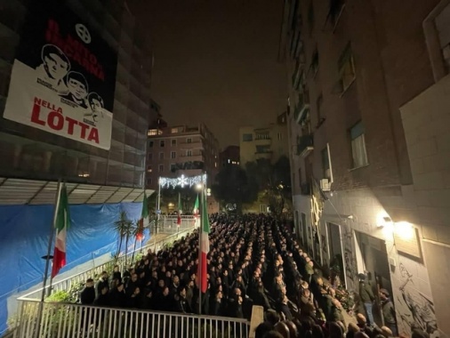 Saluto romano ad Acca Larentia, chiesto processo per 31